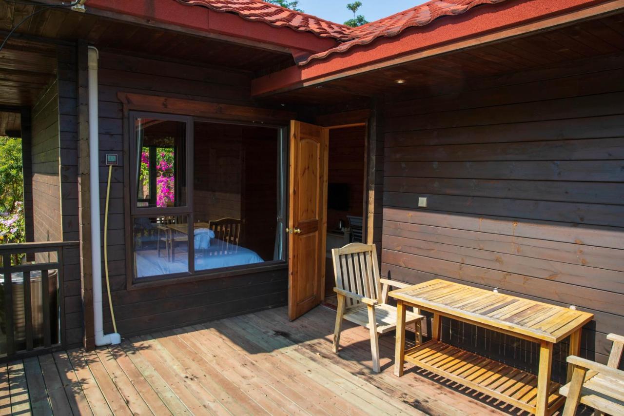 Dansavanh Namngum Resort Ban Keun Exterior foto